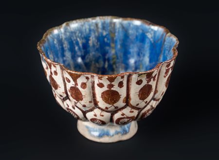 Arte Islamica  A lustreware pottery bowl Safavid Persia, 17th century .