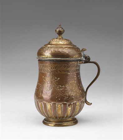 Arte Islamica  A tombak lidded jug engraved with flowers Ottoman Turkey, 18th century .