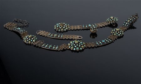 Arte Islamica  A turquoise incrusted silver bridal jewelry set Turkey, 19th century .