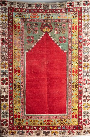 Arte Islamica  A Kirshehir prayer rugTurkey, Anatolia, early 20th century .