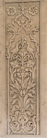 Arte Islamica  A Mughal sandstone panel carved with flowers and birds India, 17th-18th century .