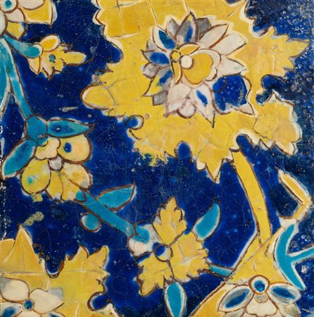 Arte Islamica  A Safavid cuerda seca pottery tile Persia, 17th century .