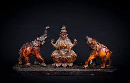 Arte Indiana  An ivory group portraying Gajalakshmi India, 18th century .