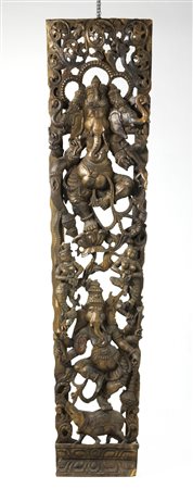 Arte Indiana  A wooden openwork panel depicting Ganesh India, late 19th century .