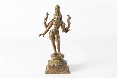 Arte Indiana  A bronze figure of Shiva Pashupati India, 19th century .