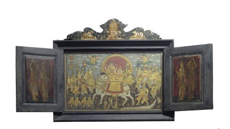 Trittico della famiglia Shiva decorato in oro, XIX sec., cm. 92x104