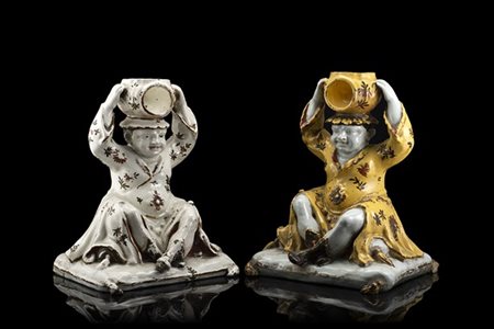 Manifattura di Felice Clerici, Milano, 1750 circa. Coppia di magot portaorologi