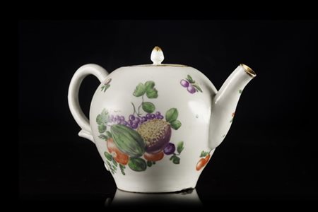 Manifattura Cozzi, secolo XVIII. Caffettiera in porcellana con bordi dorati dec