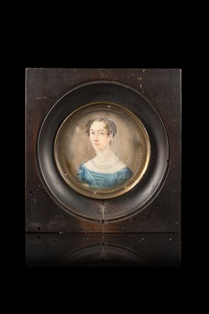 Scuola del secolo XIX "Ritratto di Cloe Cugini" miniatura su avorio (d. cm 6) I