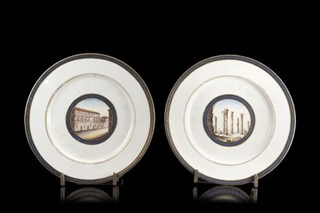 Manifattura di Ginori, Doccia, inizio secolo XIX. Due piatti in porcellana con