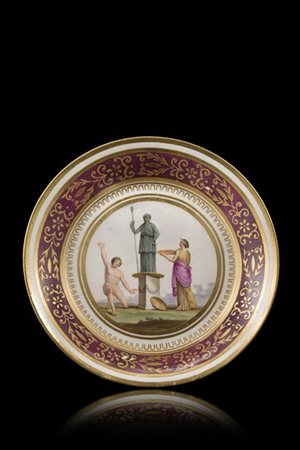 Manifattura di Napoli, inizio secolo XIX. Piattino in porcellana decorato nel c