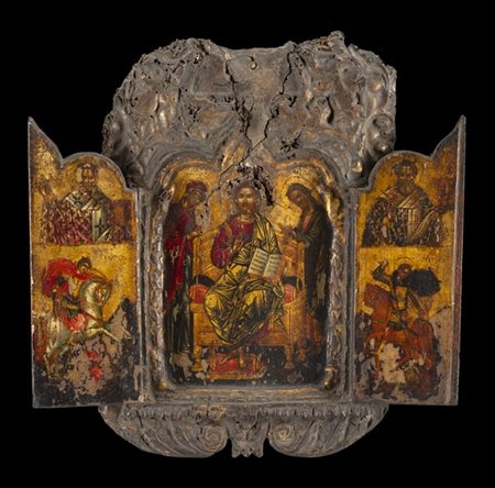 Arte russa, secolo XVIII. Icona tripartita con cornice intagliata a volute e ro