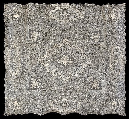 Pizzo al tombolo in cotone, città di Cantù, Lombardia 1930 ca. 
Lavorato al tom