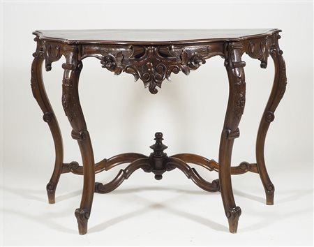 Consolle da parete su gambe mossericcamente scolpita. XIX secolo. cm. 90x121x54.