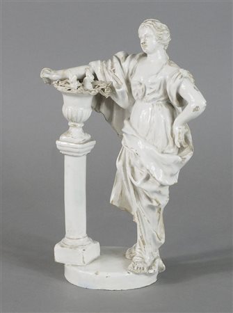 Gruppo in porcellana bianca. H. cm. 22.