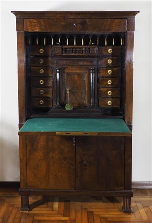 Secretaire lastronato in legno di noce a 2 ante, 3 cassetti e calatoia con...