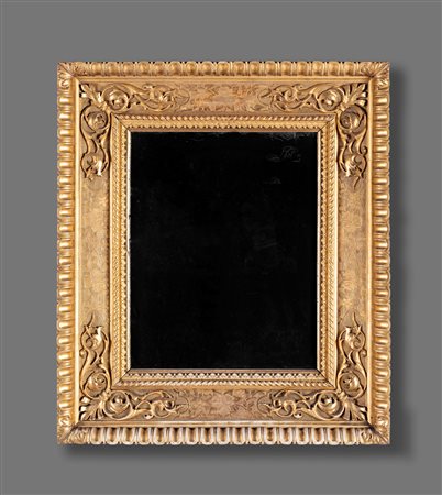 
Gilded wooden mirror