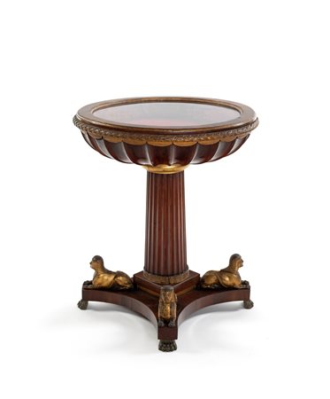 
Empire age Table-showcase