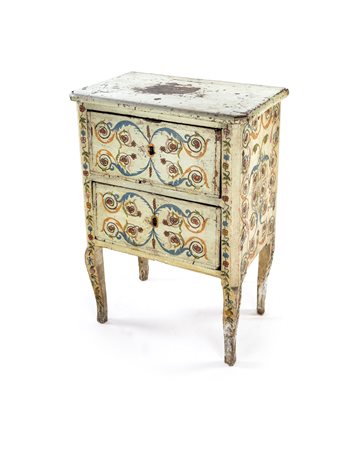 
Bedside table in lacquered wood