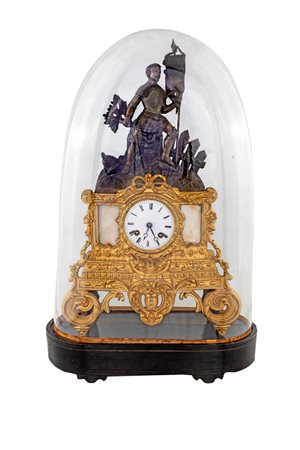 
Fireplace clock with a sculptural figure of a warriori