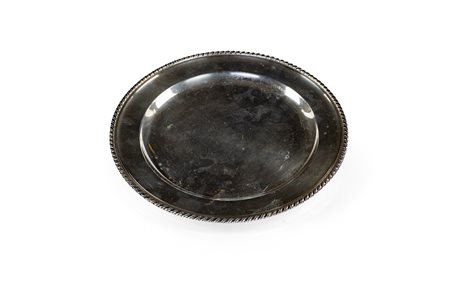 
 

Silver place from Romeo Miracoli