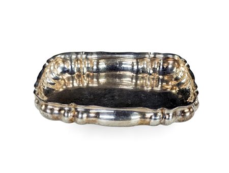 
 

Rectangular silver centerpiece