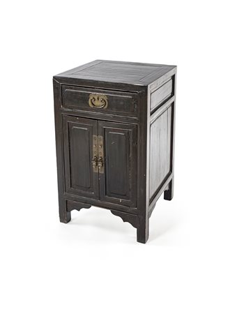 
 

Ebonized wooden bed table