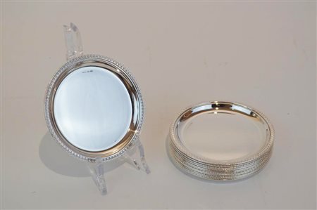 LOTTO DI DODICI SOTTOBICCHIERI IN ARGENTO 800