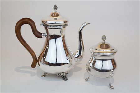 LOTTO DI DUE OGGETTI IN ARGENTO 800