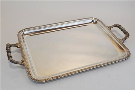 VASSOIO IN ARGENTO 800