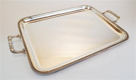 VASSOIO IN ARGENTO 800