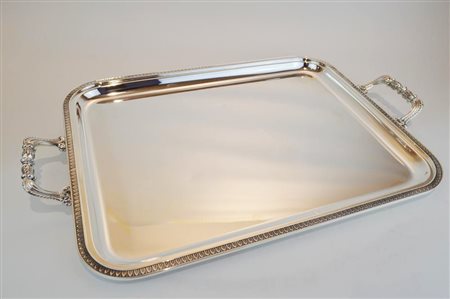 VASSOIO IN ARGENTO 800