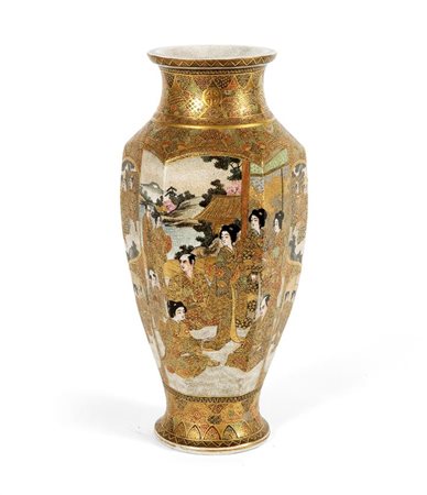 VASO DI CERAMICA Vaso di forma esagonale, Giappone fine XIX inzio XX secolo,...
