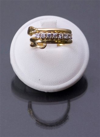 ANELLO Anello in oro giallo a forma di serpente, con diamanti taglio...