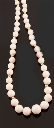 COLLANA DI CORALLO Collana composta da boules di corallo rosa, chiusura e...
