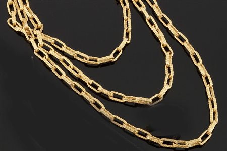 COLLANA Collana in oro giallo composta da maglie godronate Peso gr 38,4