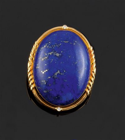 SPILLA Spilla-ciondolo in oro giallo con al centro grande ovale in...