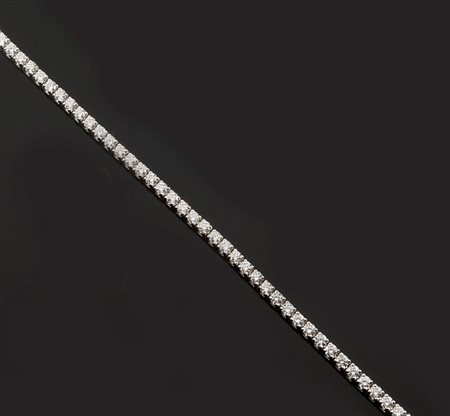 BRACCIALE Bracciale in oro bianco, modello tennis, con quarantacinque...