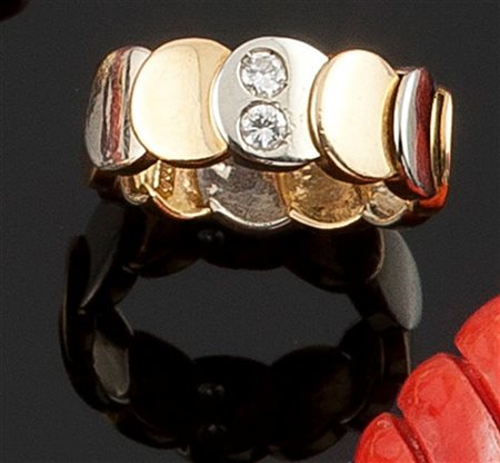 GIO' CAROLI Anello composto da dischi alternati in oro giallo e bianco,...