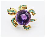 SPILLA IN ORO GIALLO, AMETISTA, TURCHESI E RUBINI modellata come una...