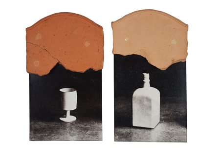 Federico Simonelli NATURA MORTA coppia di fotografie e assemblage in...