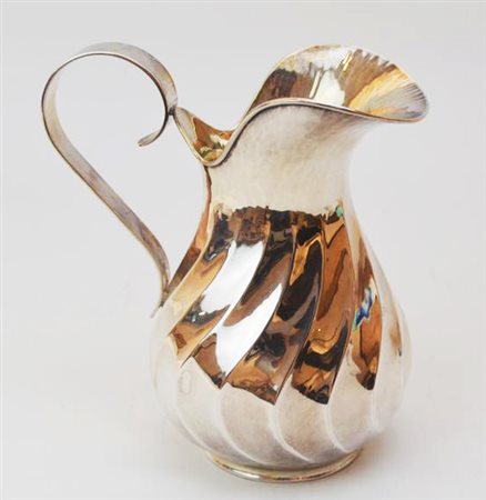 VERSATOIO IN ARGENTO 800 realizzato a motivo torchon h cm 18 g 335 circa,...