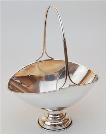 CESTINO IN ARGENTO 800 di forma ovale con bordo nervato alto manico cm...