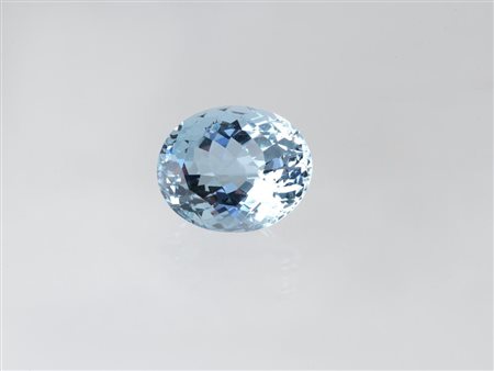 ACQUAMARINA CT 15.51 di forma ovale, taglio composito, mm 18,00x14,69x10,30...