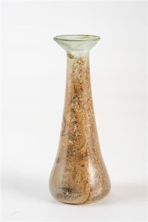 GRANDE UNGUENTARIO IN VETRO DATAZIONE: I-III sec. d.C. MATERIA E TECNICA:...