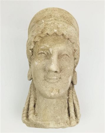 TESTA FEMMINILE IN MARMO DATAZIONE XIX-XX SEC. Testa femminile in stile greco...