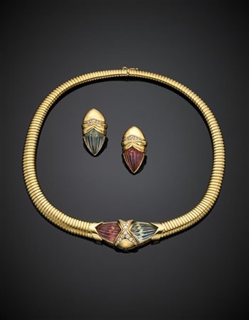 Demi-parure in oro giallo, composta da orecchini e collier a tubo-gas con torma