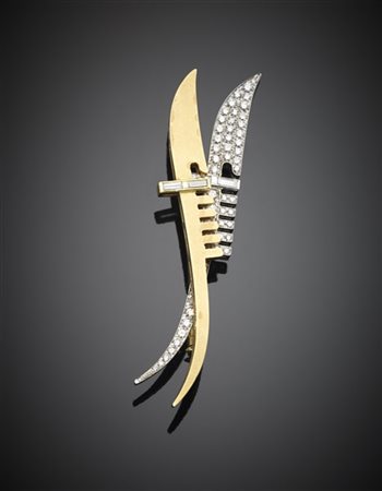 MISSIAGLIA
Broche a guisa di ferro di prua della gondola in oro giallo e bianco