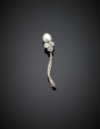 Spilla in oro giallo e argento terminata da perla naturale d'acqua salata e rif