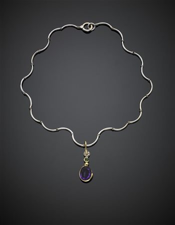 MANFREDI
Collier articolato in oro bianco con pendente in oro giallo, ametista